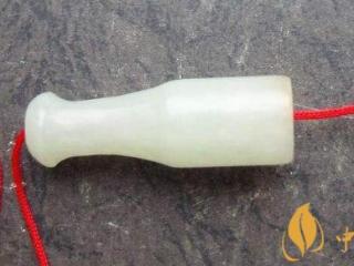 老和田玉烟嘴价格多少 和田玉烟嘴图片及价格