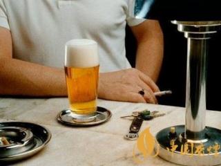 吸烟有什么好处 为什么烟酒不沾寿命更短？