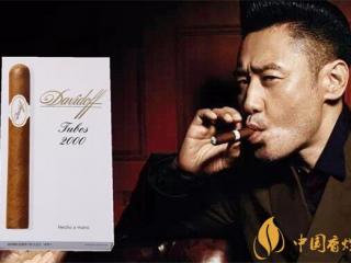 大卫杜夫雪茄(大卫杜夫2000)怎么样 国行大卫杜夫2000铝管雪茄鉴赏