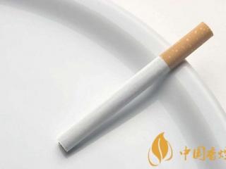 轻松辨别真假烟 学会七看一闻