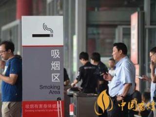 日本尊重吸烟与不吸烟者的权利 但是烟蒂需要自己处理！